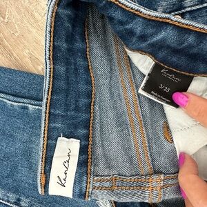 Kancan skinny capri jeans with fringe